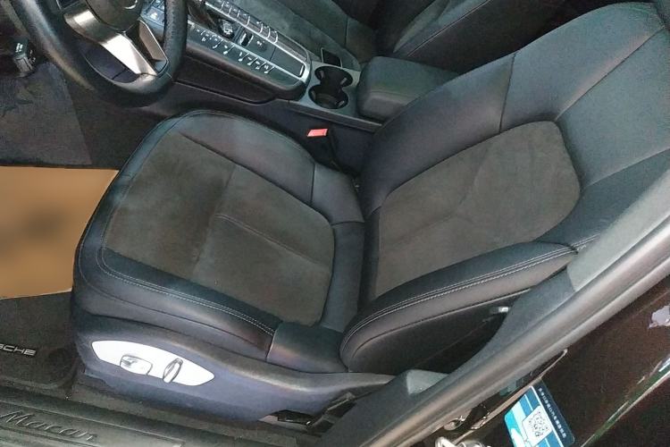 Used Porsche Macan 2021 Macan 2.0T
