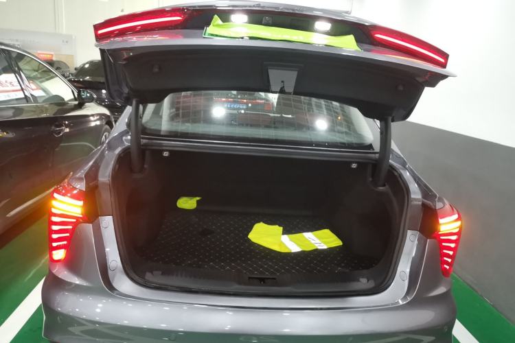 Used Hongqi H5 PHEV 2025 170 Super Hybrid Version
