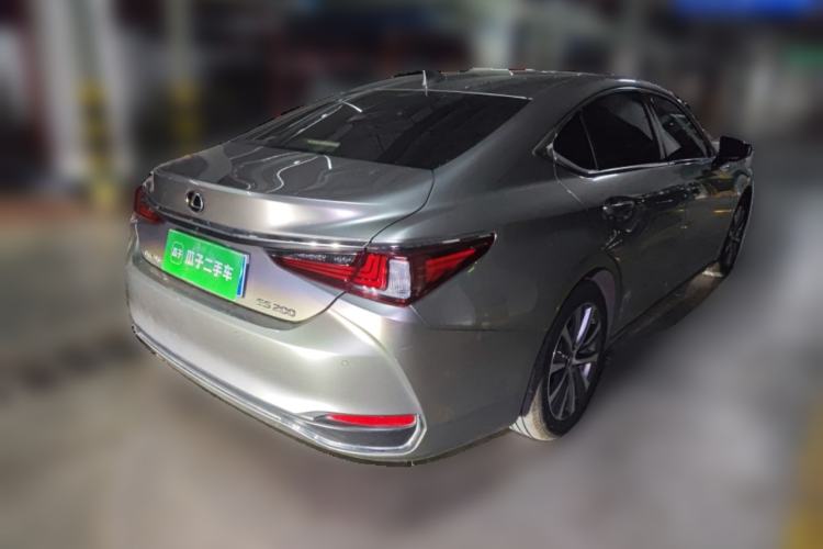 Used Lexus ES 2018 200 Excellence Edition China V Standard Rear Right 45 Deg
