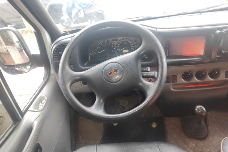 Used Ford Classic Transit 2015 2.8T Diesel Multi-Function Vehicle Short Wheelbase 6-Seater Mid-Roof Edition JX493ZLQ4