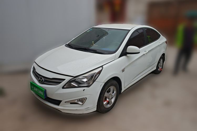 Used Hyundai Verna (older generation) 2014 1.4L Manual Smart GLS Trim