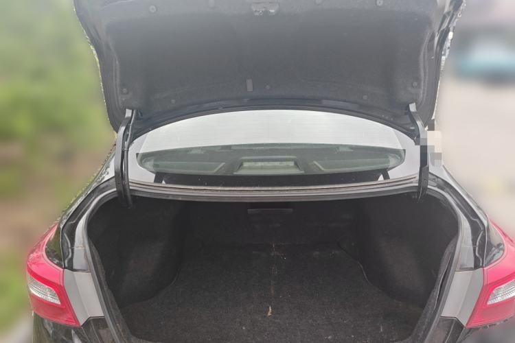 Used Nissan Sylphy 2019 1.6XV CVT Smart Connect Luxury Edition China VI Standard Trunk