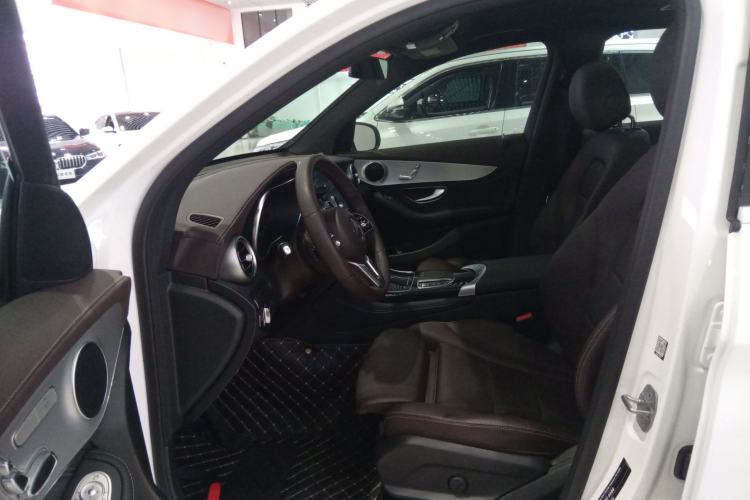 Used Mercedes-Benz GLC 2020 Facelifted GLC 260 L 4MATIC Dynamic Edition
