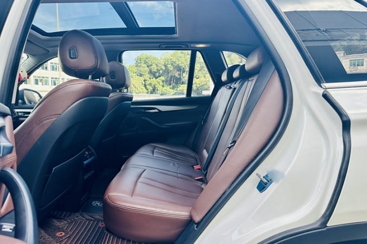 Used BMW X5 2016 xDrive35i parallel import
