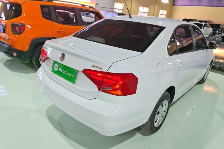 Used Volkswagen Jetta 2017 1.4L Manual Fashion Edition