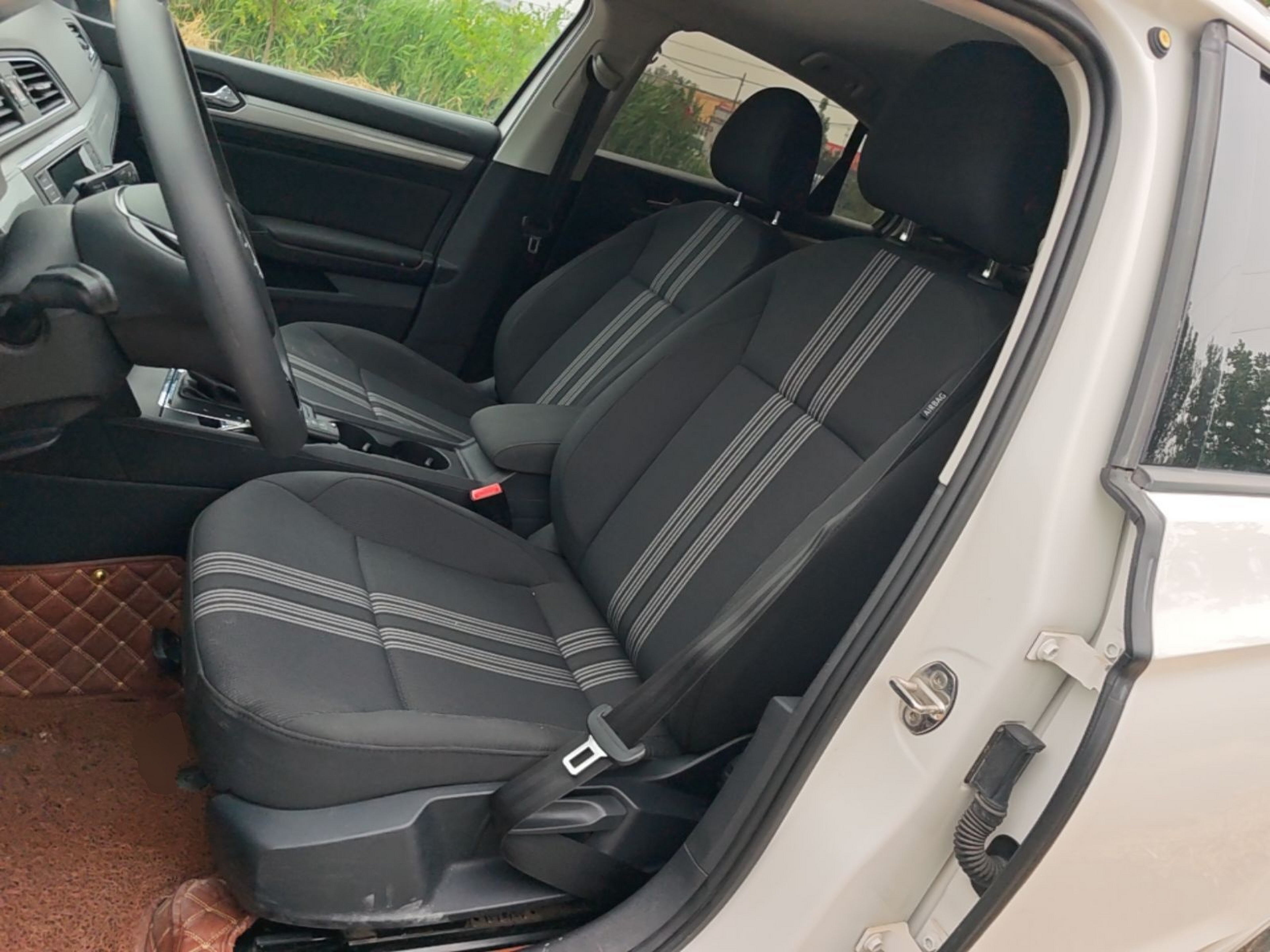 Avant de la voiture