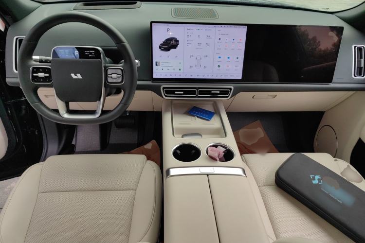 Used Li Auto L8 2025 Pro Smart Refresh Edition