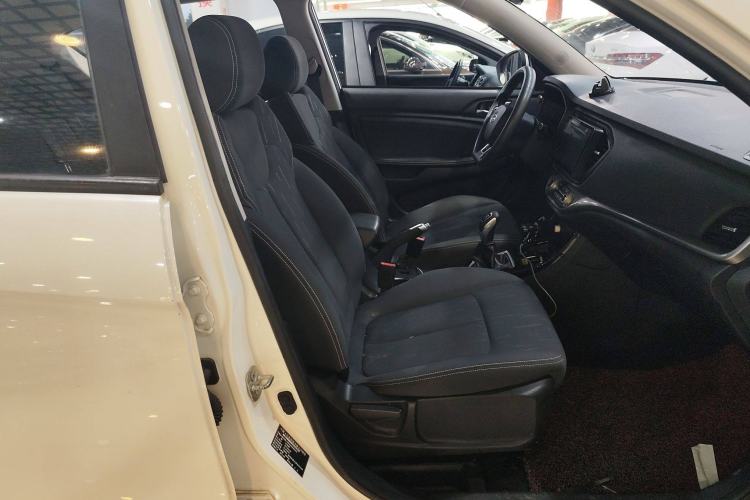 Used Land X2 2017 1.6L Manual Jingrui Edition
