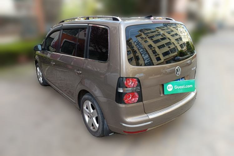 Used Volkswagen Touran 2015 1.4T DSG Comfort Edition 5 Seats
