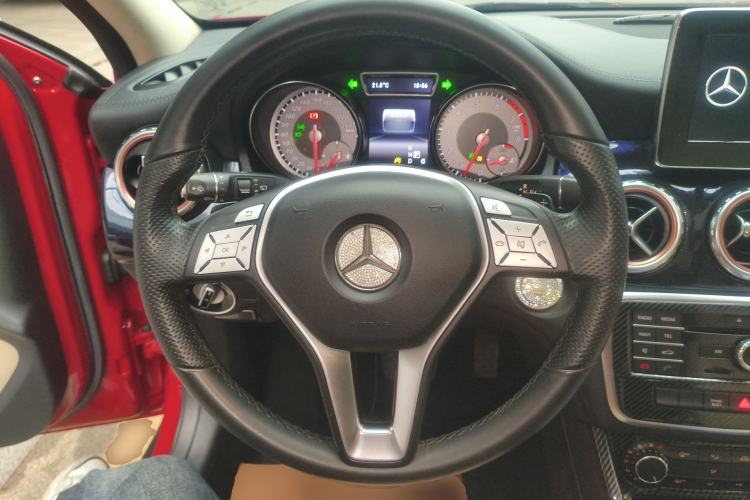 Used Mercedes-Benz GLA 2016 GLA 200 Fashion Model
