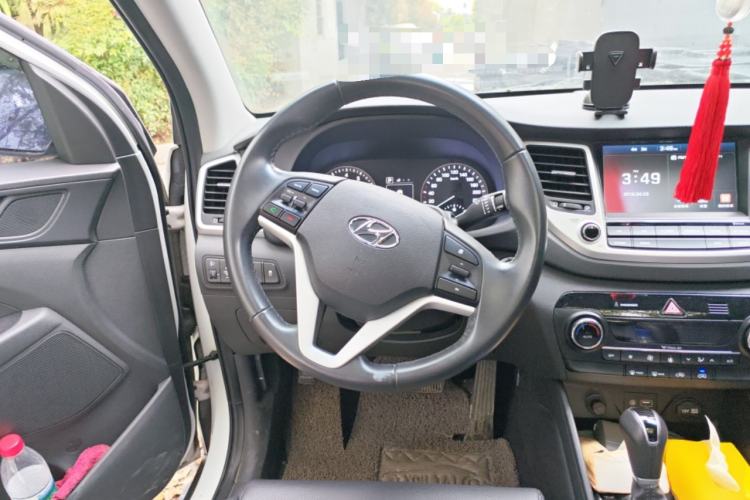 Used Hyundai Tucson 2018 1.6T Dual-Clutch Two-Wheel Drive 15th Anniversary Special Edition
