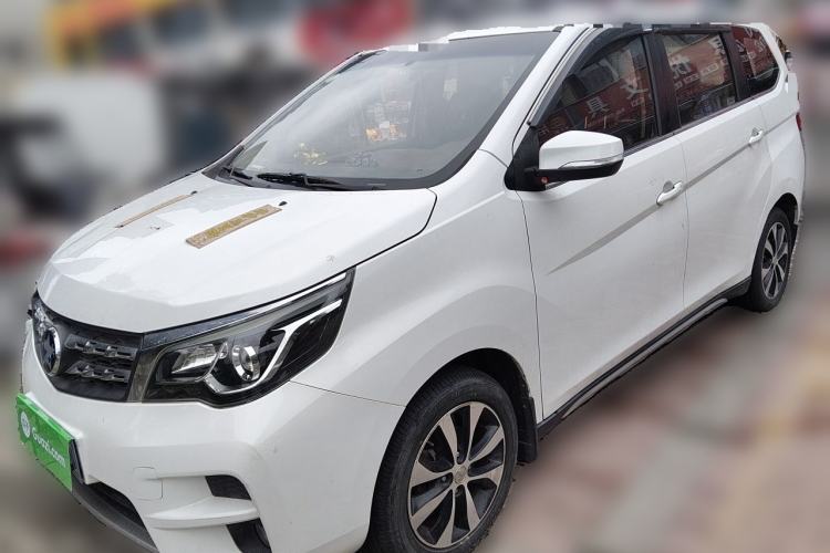 Used Venucia M50V 2017 1.6L XL CVT Luxury Edition