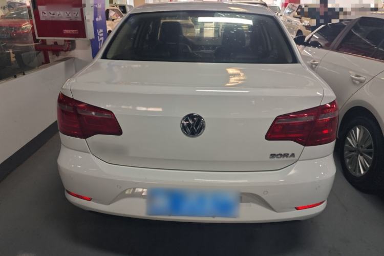 Used Volkswagen Bora 2014 1.6L Manual Comfort Model
