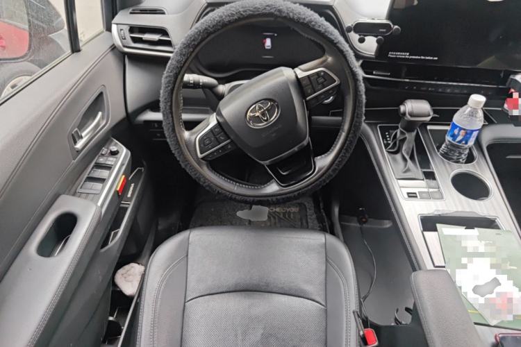 Used Toyota SIENNA 2021 2.5L Hybrid Premium Edition Steering Wheel