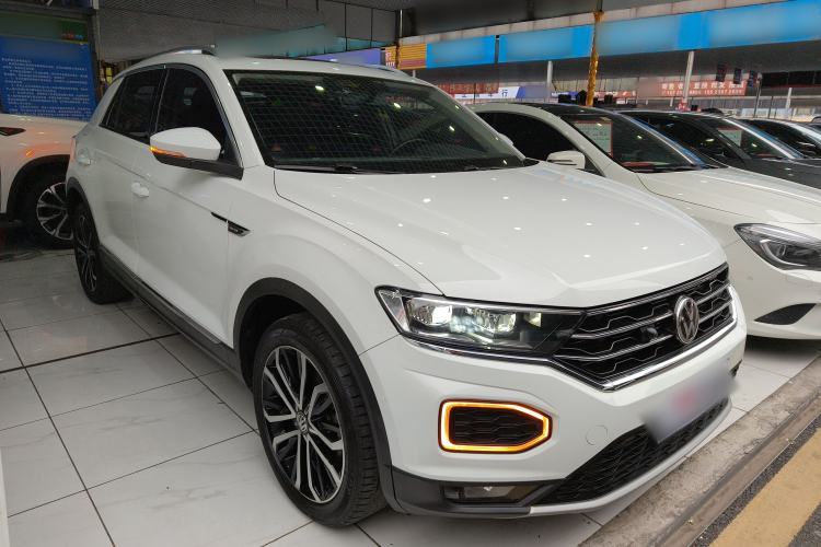 Used Volkswagen T-ROC 2018 280TSI DSG Four-Wheel Drive Comfort Version China V Standard
