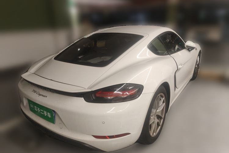 Used Porsche 718 2018 Cayman 2.0T Rear Right 45 Deg