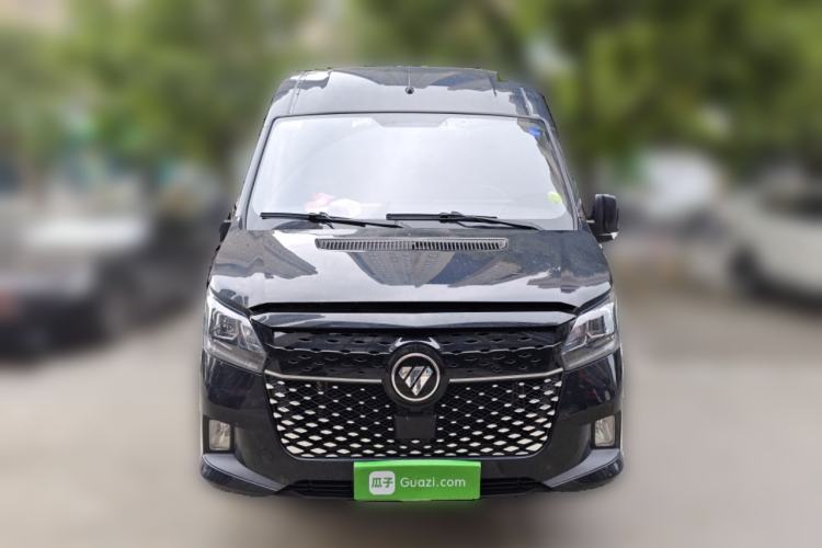 Used Foton Hi-VAN 2024 2.0T Manual Short Wheelbase Mid-Height Rear Single Tire – 5/6 Seats
