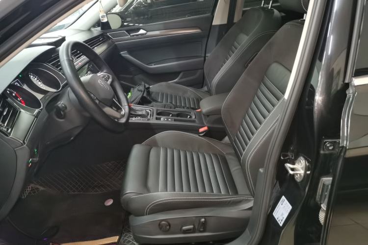 Used Volkswagen Magotan 2020 330TSI DSG Leading Model Left Front Seat