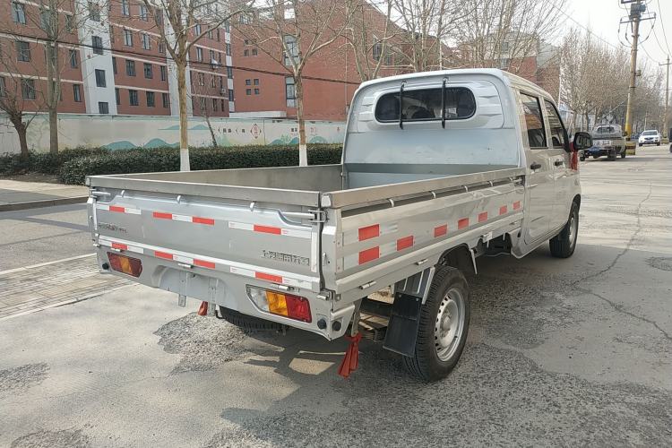 Used Wuling Rongguang New Truck 2023 1.5L Double-Cab Basic Version LAR