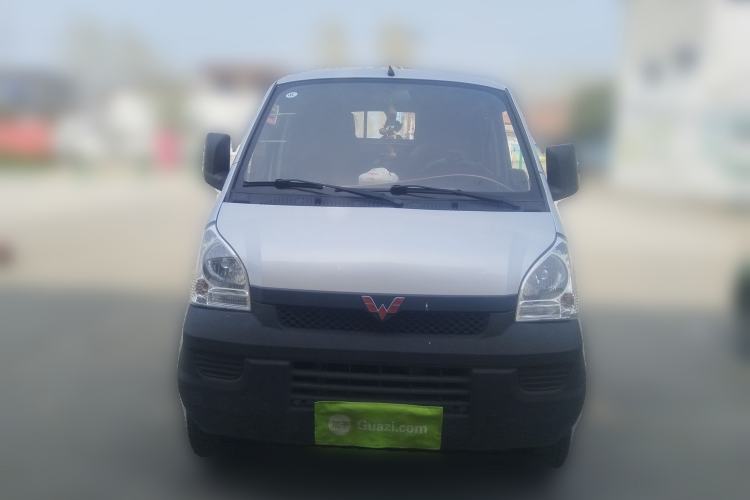 Used Wuling Rongguang Small Truck 2021 1.5L Base Version Double-Cab L3C Front