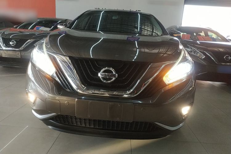 Used Nissan Murano 2019 2.5L XL Two-Wheel Drive Smart Connect Luxury Edition China VI Standard