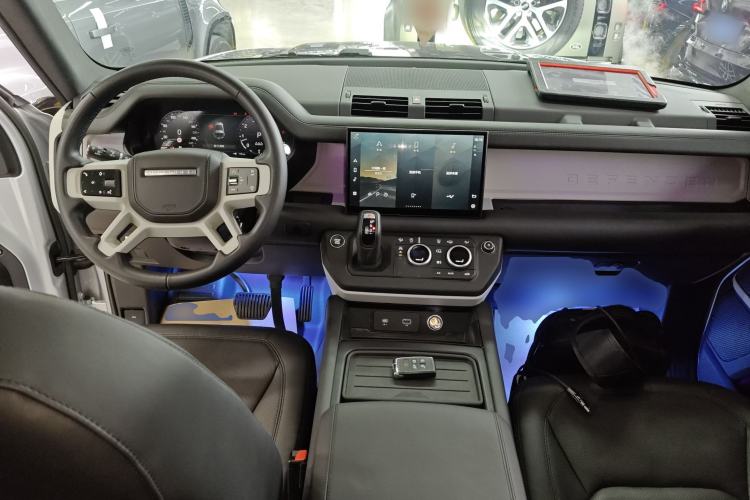 Used Land Rover Defender 2023 90 3.0T P400 XS
