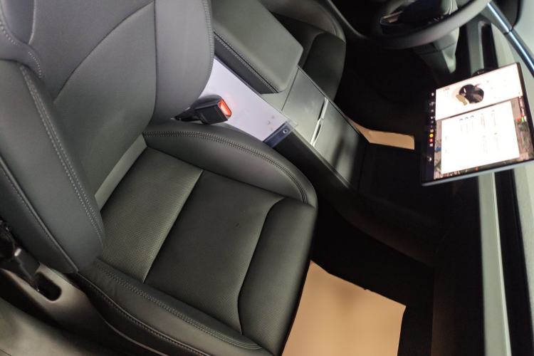 Used Tesla Model 3 2023 Rear-Wheel-Drive Version