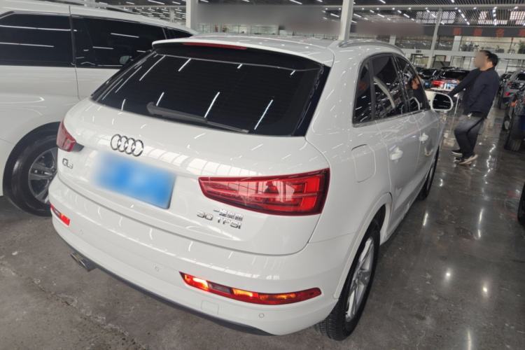 Used Audi Q3 2018 30th Anniversary Edition 30 TFSI Fashion Model Rear Right 45 Deg