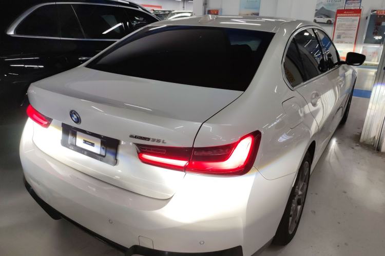 Used BMW i3 2022 eDrive 35 L
