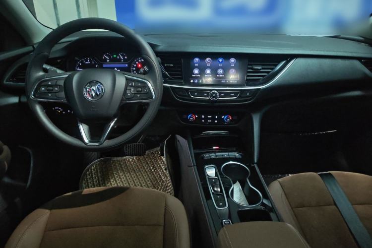 Used Buick Regal 2022 552T Smart Edition Center Console