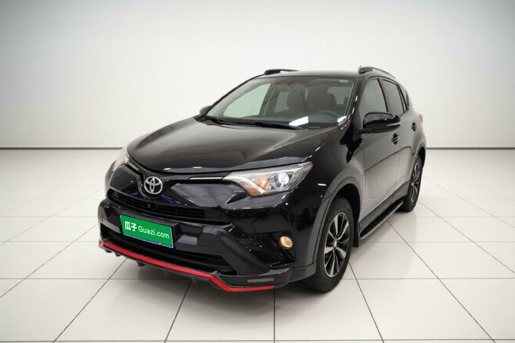Used Toyota RAV4 2016 2.0L CVT Two-Wheel Drive Fashion Edition China V Standard