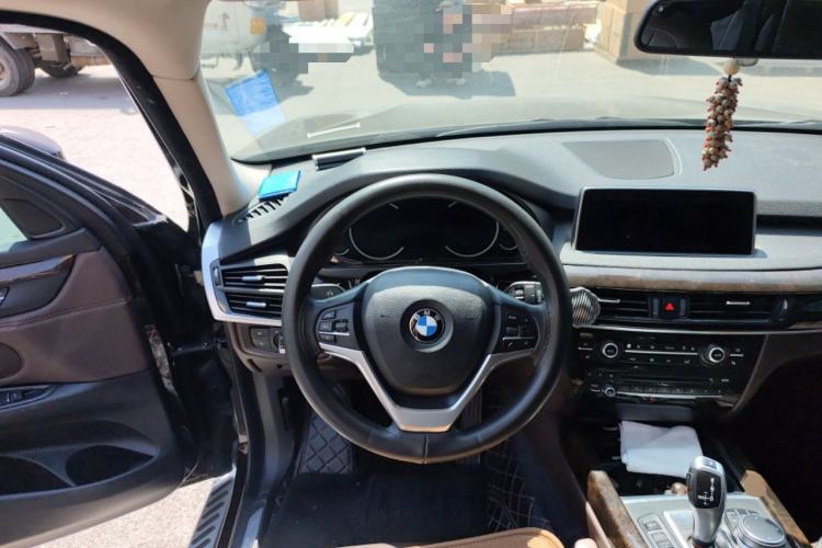 Used BMW X5 2017 xDrive28i Steering Wheel