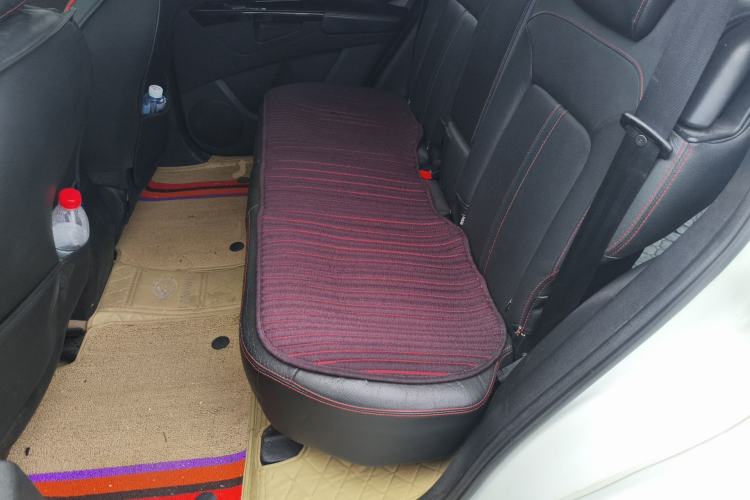 Used Land X5 2013 2.0T Manual Chuanling Edition Left Rear Seat