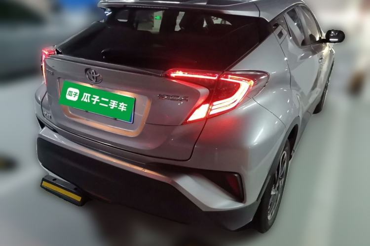 Used Toyota IZOA 2020 2.0L Yichi Version