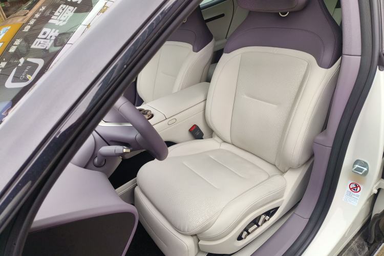 Used Avatr 06 2025 Pro Range-Extended Edition Left Front Seat