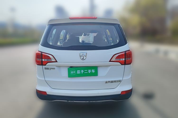 Used Baojun 730 2016 Revised 1.5L Manual Standard Version 7 Seats China V Emission Standard
