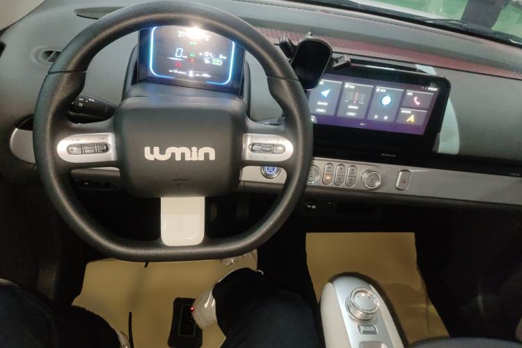 Used CHANGAN NEVO Lumin 2025 205 km Xiangqin Version Center Console