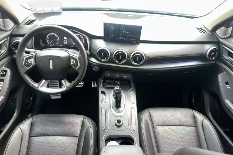 Used Wey VV6 2018 2.0T Four-Wheel Drive Flagship Version China V Standard
