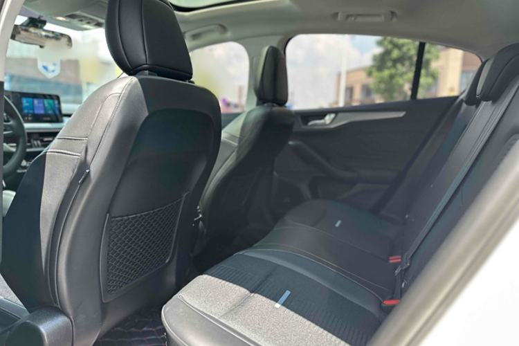 Used Ford Focus Active 2021 EcoBoost 180 Automatic Trendy Model