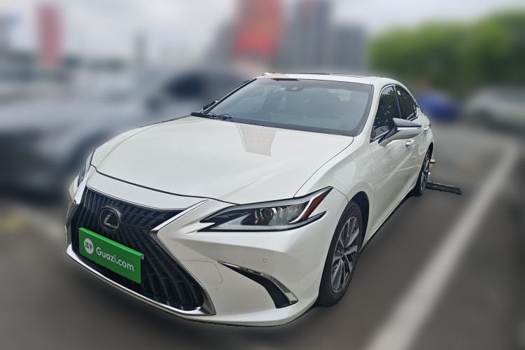 Used Lexus ES 2022 300h Excellence Edition