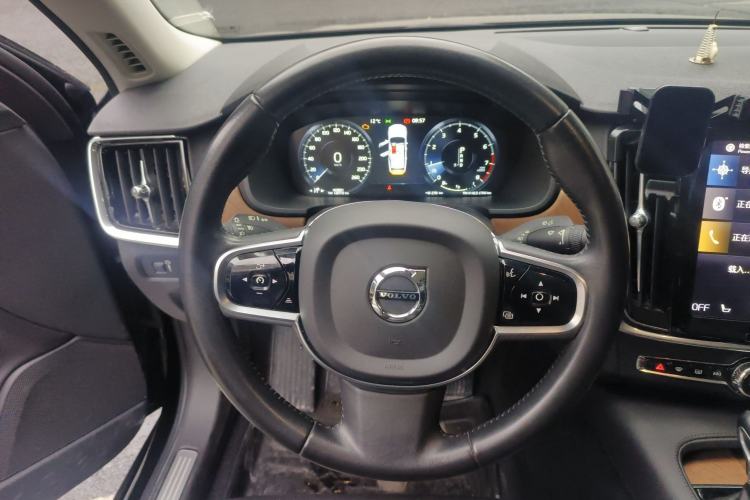 Used Volvo S90 2020 T5 Zhiyi Luxury Edition