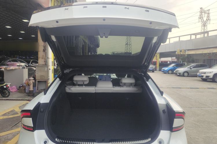 Used XPeng P7+ 2024 Ultra-Long Range Max Trunk