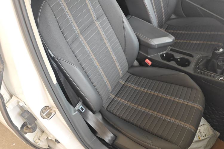 Used Volkswagen Lavida 2019 1.5L Manual Comfort Edition China VI Standard Right Front Seat