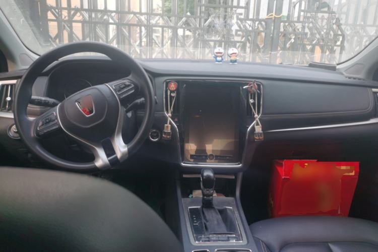 Used Roewe i6 2019 PLUS 1.6L CVT 4G Connected Flagship Deluxe Edition
