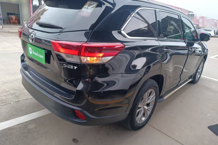 Used Toyota Highlander 2018 2.0T Two-Wheel Drive Elite Edition 5 Seats Emission Standard China V Rear Right 45 Deg