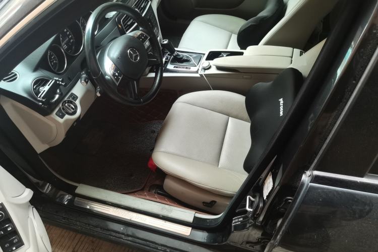 Used Mercedes-Benz C-Class 2013 C 180 Classic Grand Edition