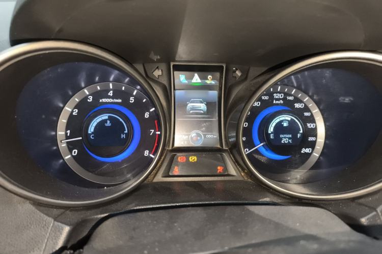 Used CHANGAN CS75 2016 2.0L Manual Luxury Version China V Standard