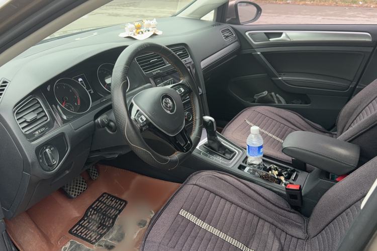 Used Volkswagen Golf 2019 280TSI DSG Comfort Version China V Standard Interior 3