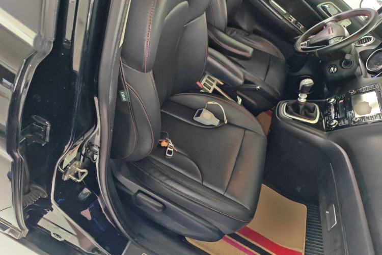 Used Haval H6 2013 Upgraded Model 1.5T Manual Two-Wheel Drive Elite Version