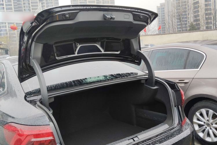 Used Volkswagen Passat 2019 330TSI Luxury Edition China V Standard